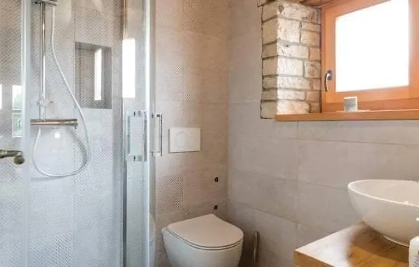 Lucija *